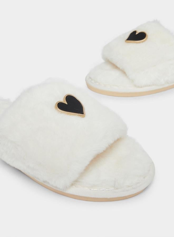 Styli Women Off White Fuzzy Bedroom Slippers - Image 4